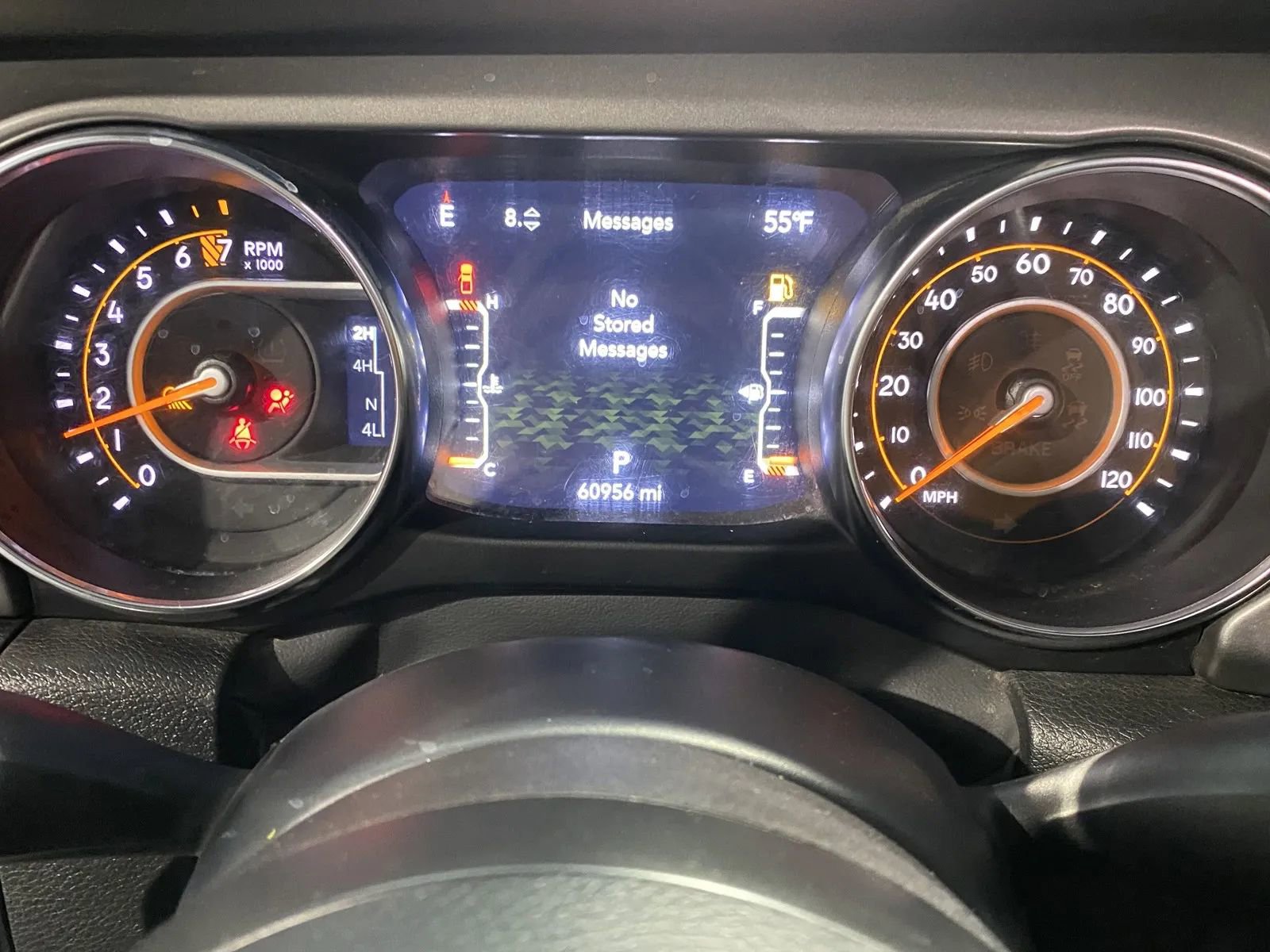 Used 2022 Jeep Gladiator Willys AWD/4WD image 13