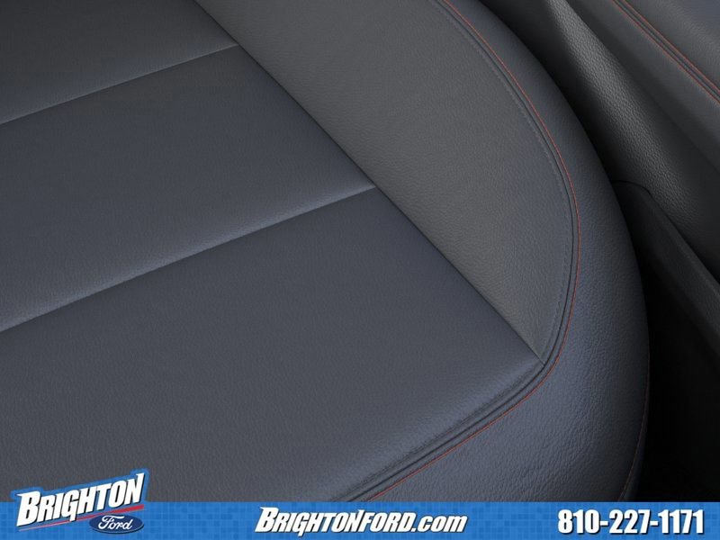 Used 2026 Ford Explorer Active AWD/4WD image 16