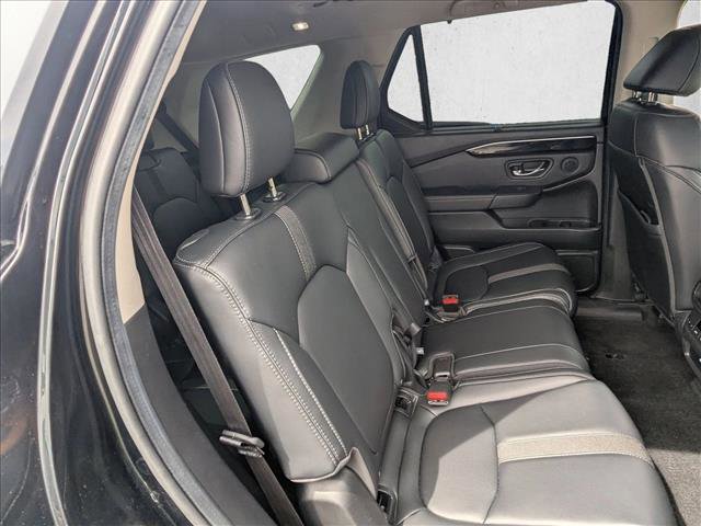 Used 2025 Honda Pilot EX-L image 21