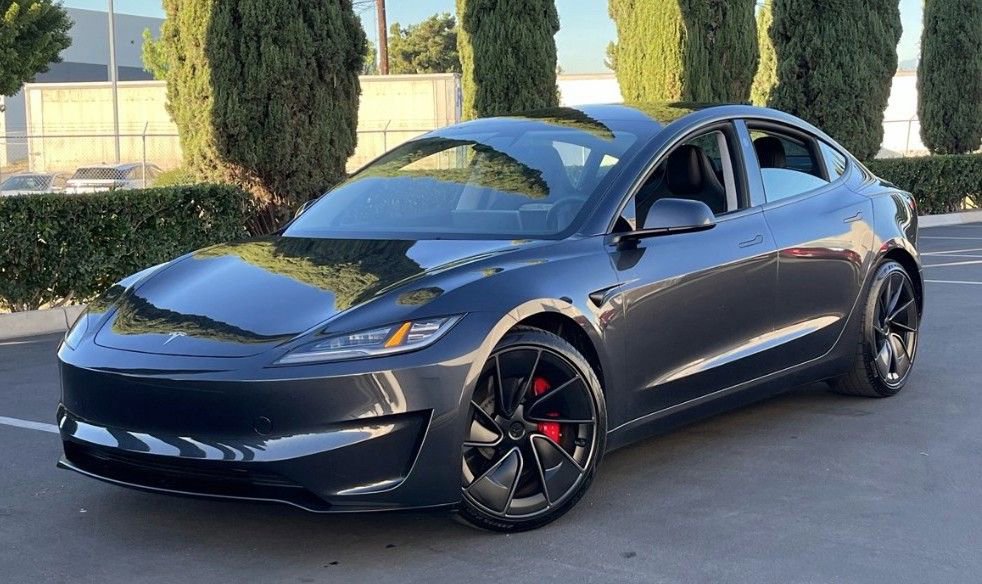 Used 2024 Tesla Model 3 Performance image 11