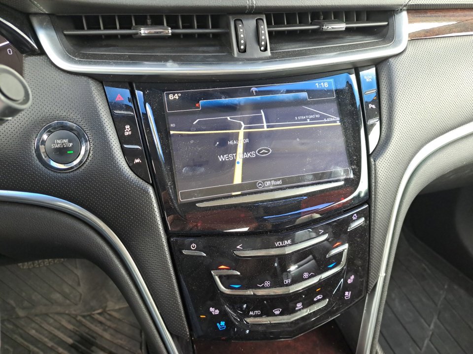 Used 2017 Cadillac XTS Luxury w/ Driver Awareness Package image 24