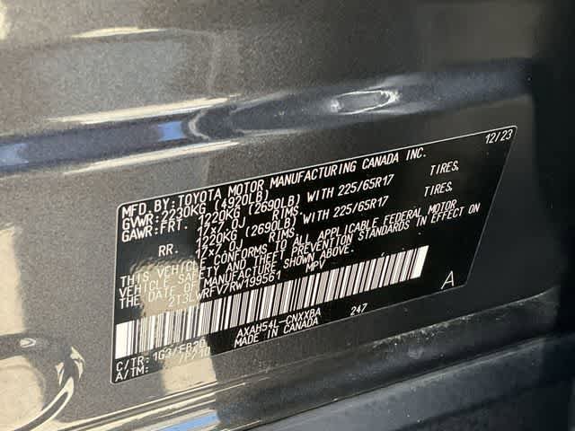 Used 2024 Toyota RAV4 LE AWD/4WD image 28