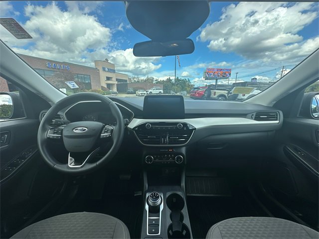 Used 2022 Ford Escape SE w/ Convenience Package image 16