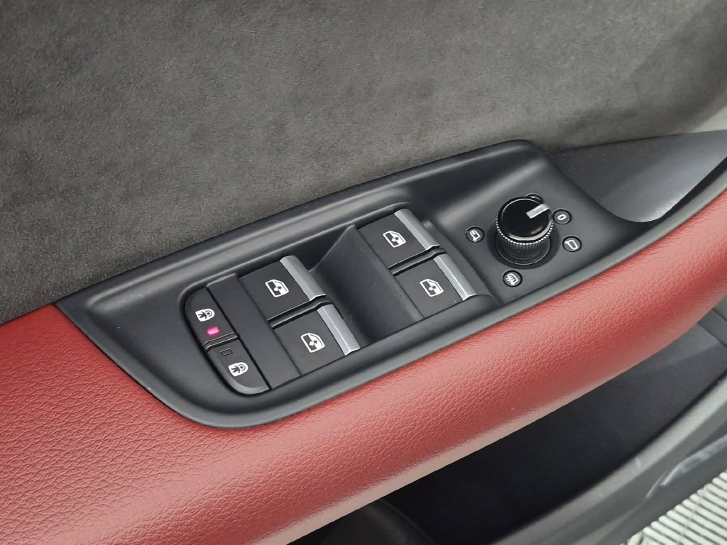 Used 2021 Audi SQ8 Premium Plus AWD/4WD image 14