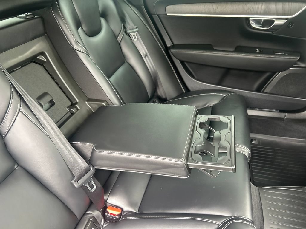 Used 2022 Volvo S90 B6 Inscription w/ Advanced Package AWD/4WD image 39