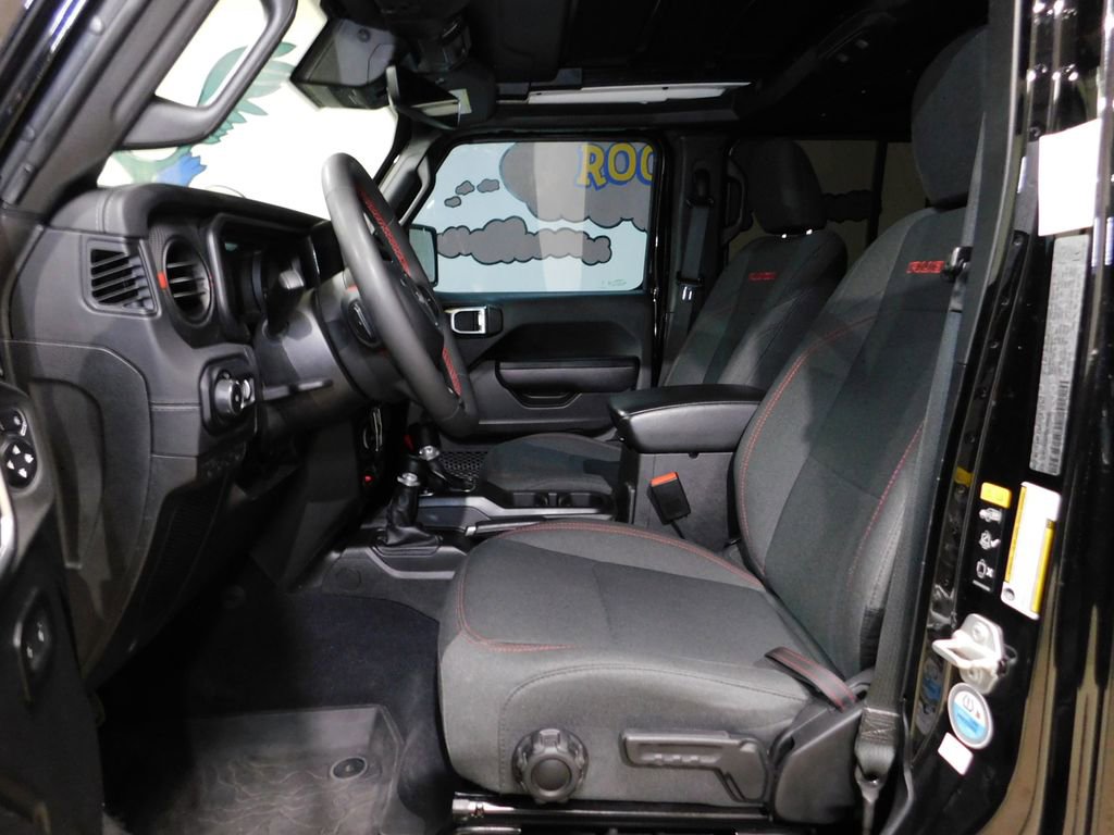Used 2024 Jeep Wrangler Unlimited Rubicon w/ Technology Group AWD/4WD image 30