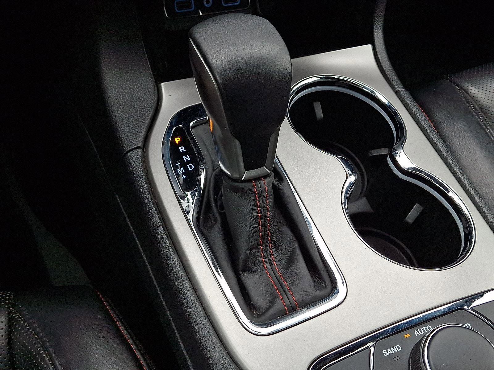 Used 2019 Jeep Grand Cherokee Trailhawk w/ Trailhawk Luxury Group AWD/4WD image 15