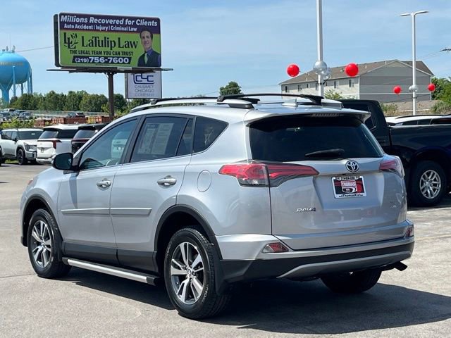 Used 2017 Toyota RAV4 XLE AWD/4WD image 9