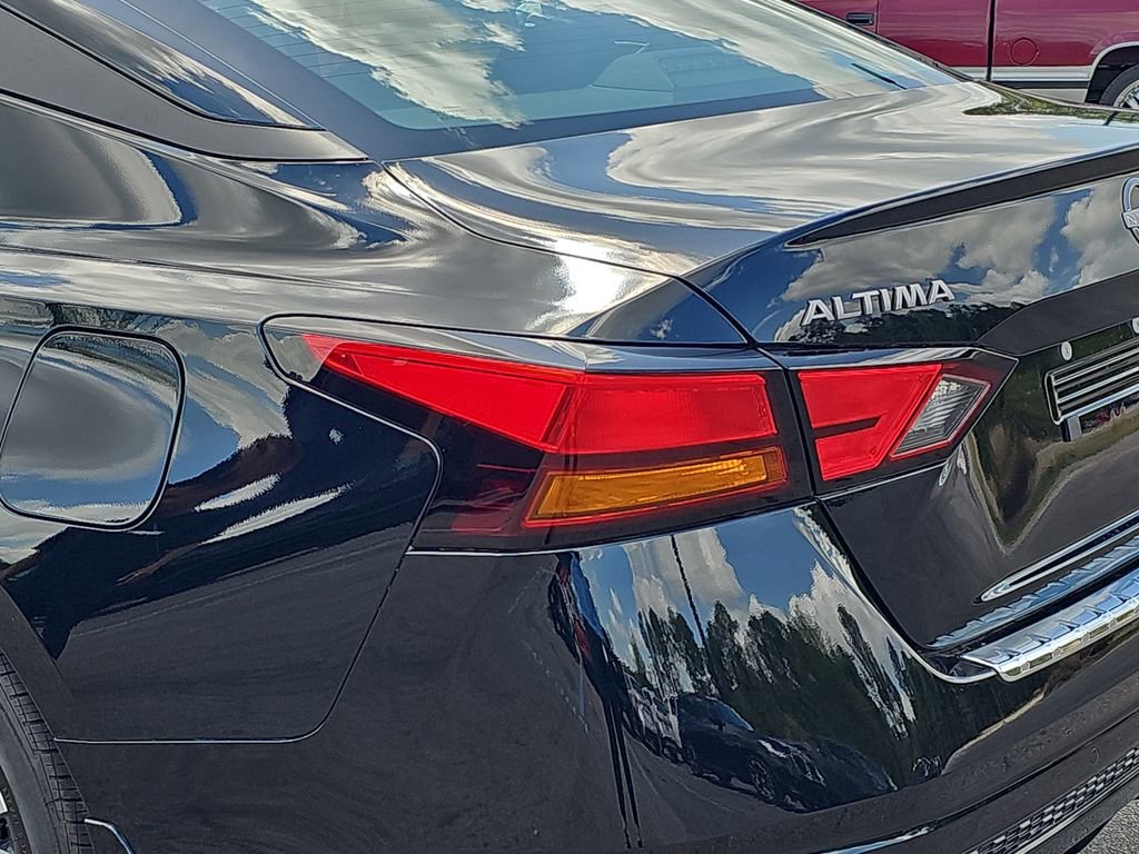Used 2023 Nissan Altima 2.5 SV w/ SV Premium Package image 38