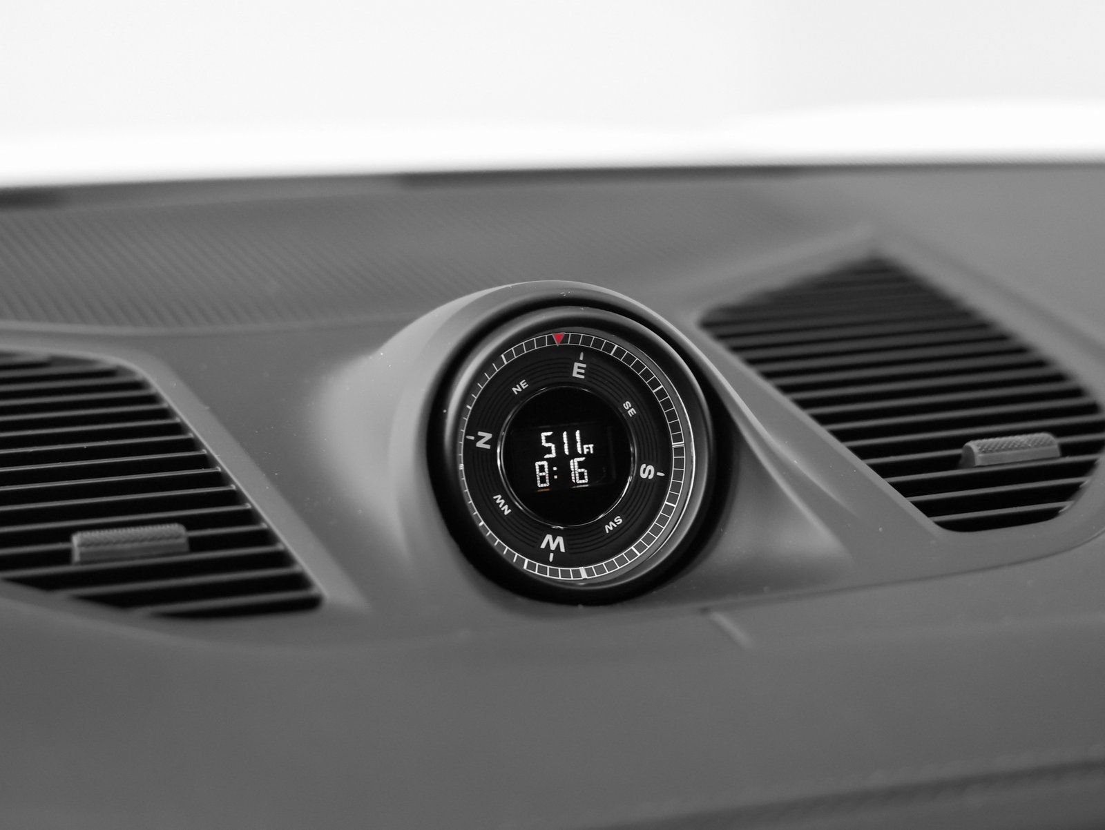 New 2026 Porsche Cayenne S image 44