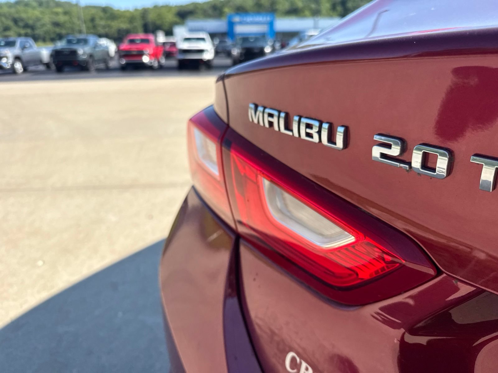 Used 2017 Chevrolet Malibu Premier w/ Premier Sun and Wheel Package FWD image 9
