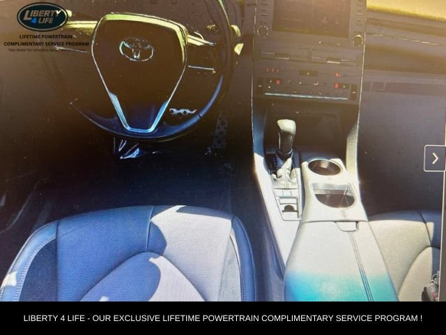 Used 2021 Toyota Avalon XSE FWD image 11