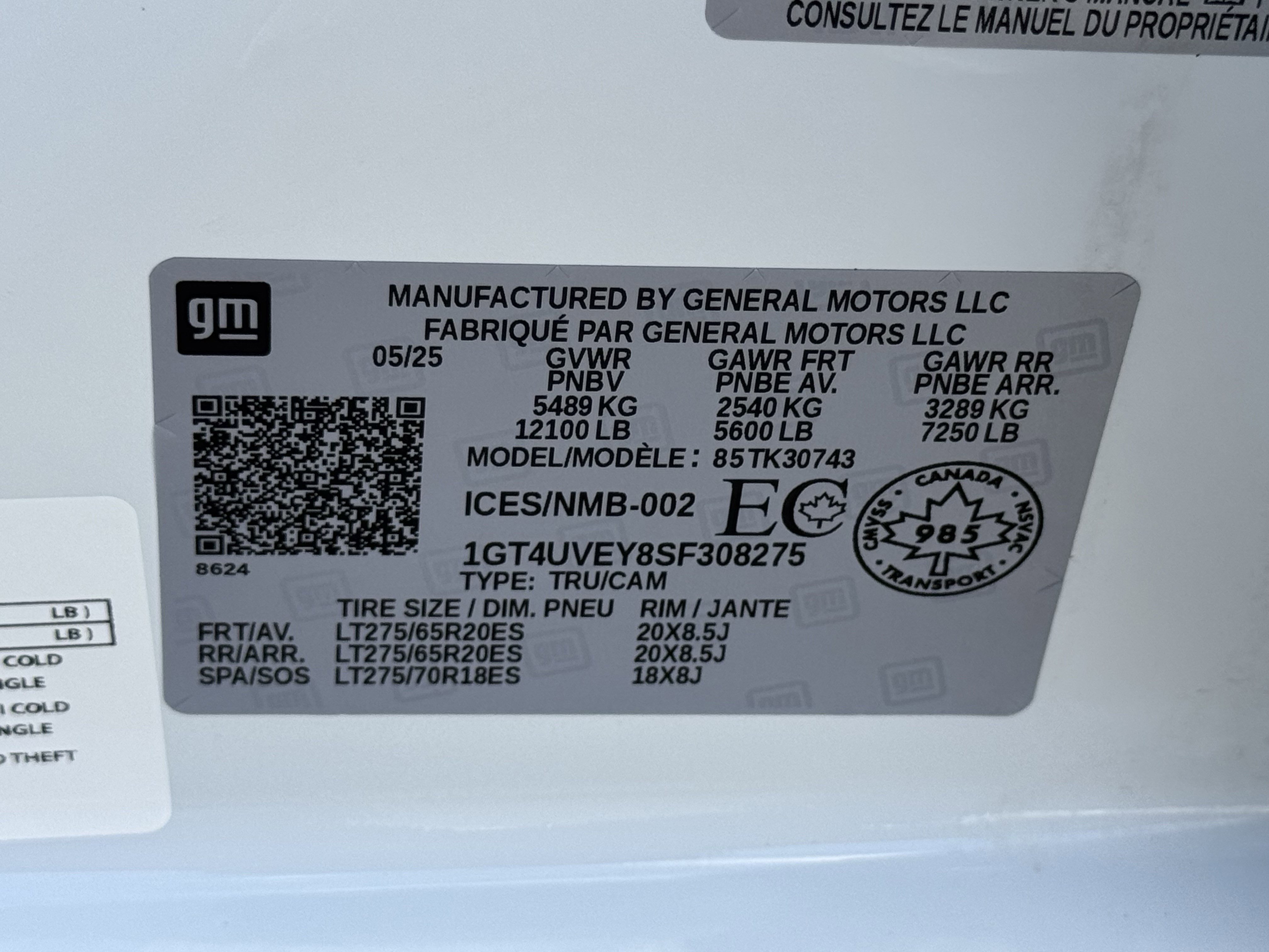 Used 2025 GMC Sierra 3500 AT4 image 33