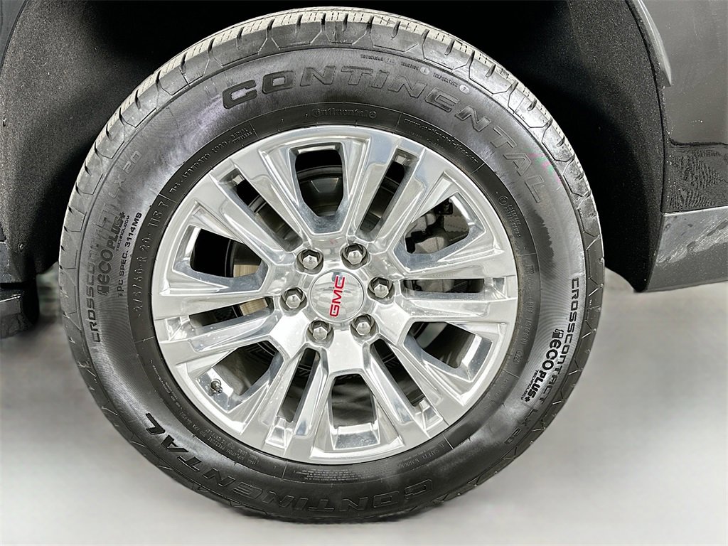 Used 2025 GMC Yukon XL Denali image 31