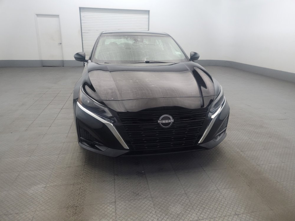 Used 2023 Nissan Altima 2.5 SV image 14