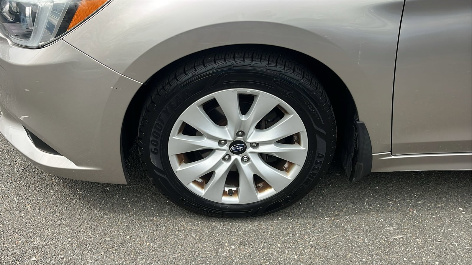 Used 2016 Subaru Legacy 2.5i Premium AWD/4WD image 9