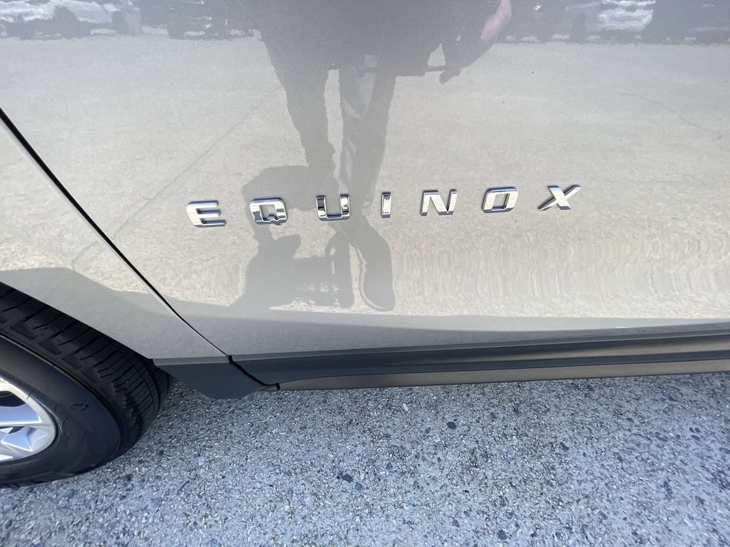 Certified 2024 Chevrolet Equinox LT FWD image 32