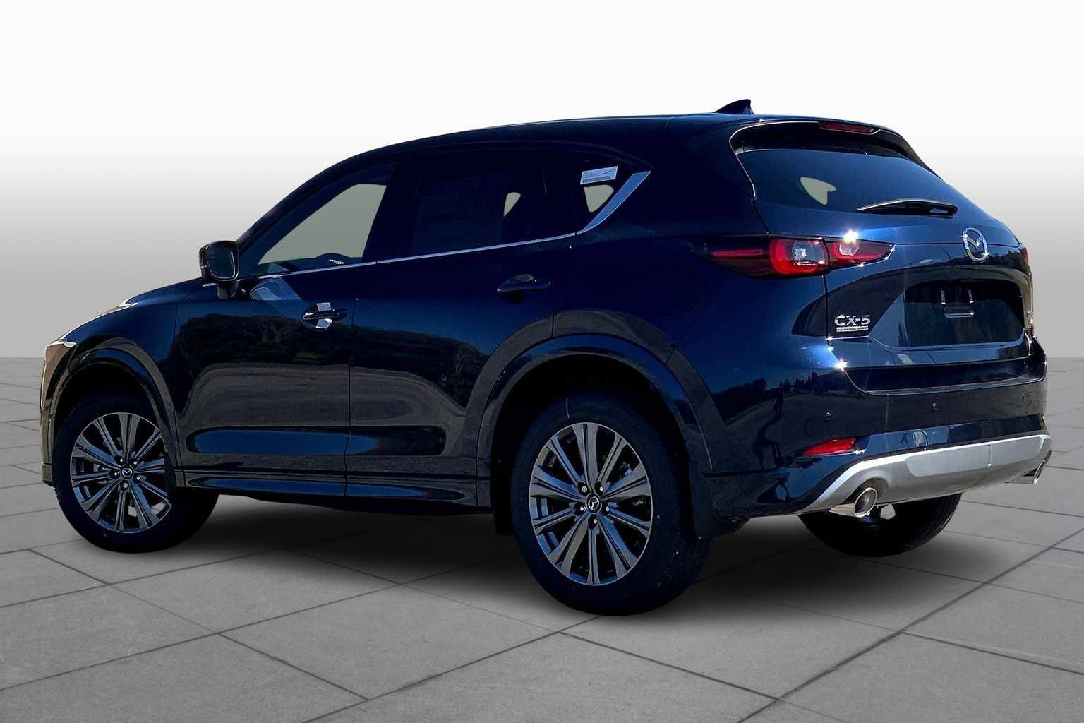 New 2025 MAZDA CX-5 Signature image 3