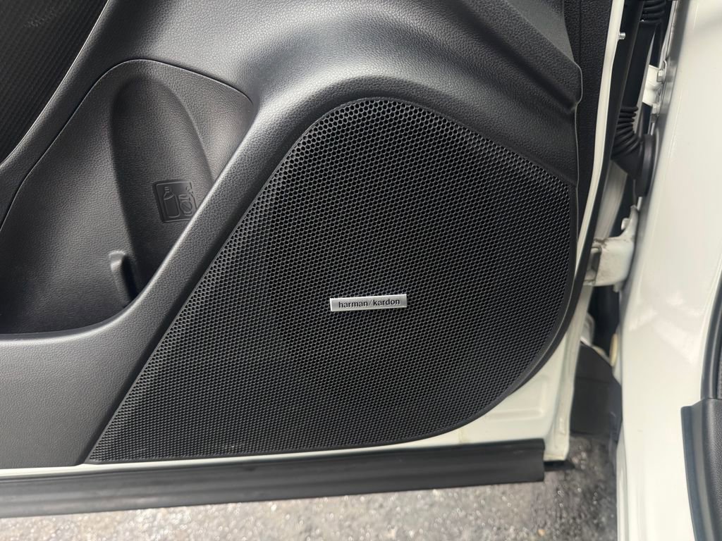 Used 2023 Subaru Forester Touring image 22