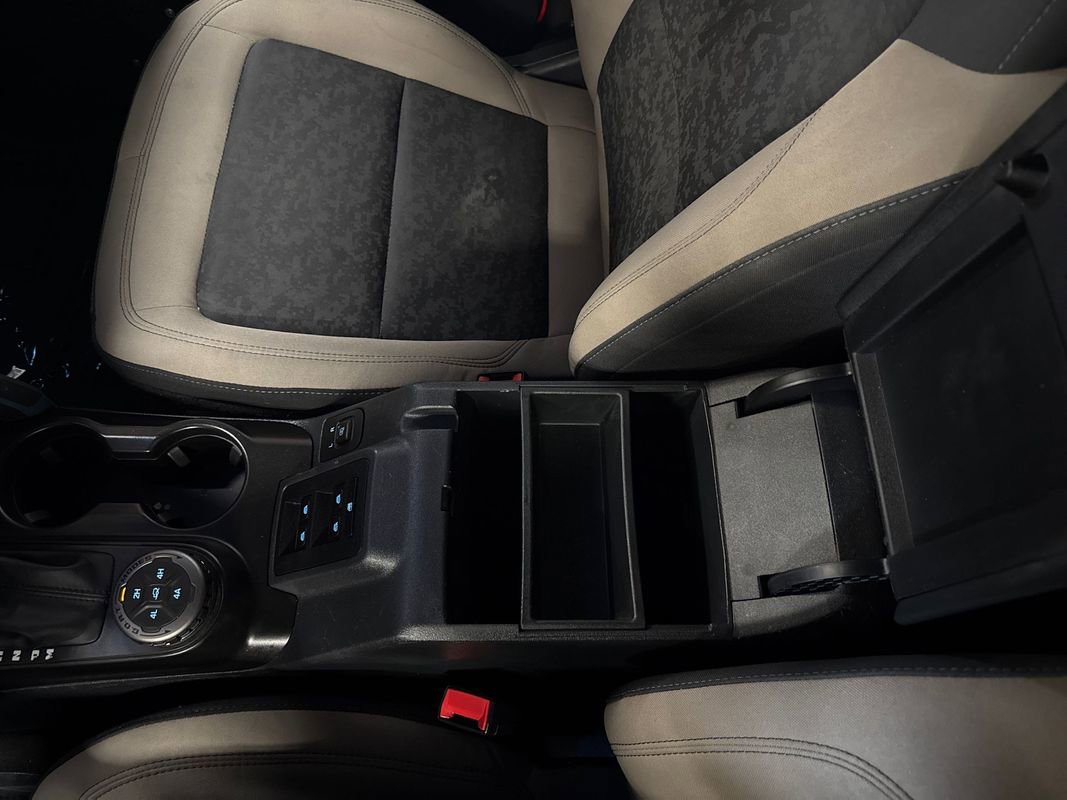 Used 2023 Ford Bronco Wildtrak image 86