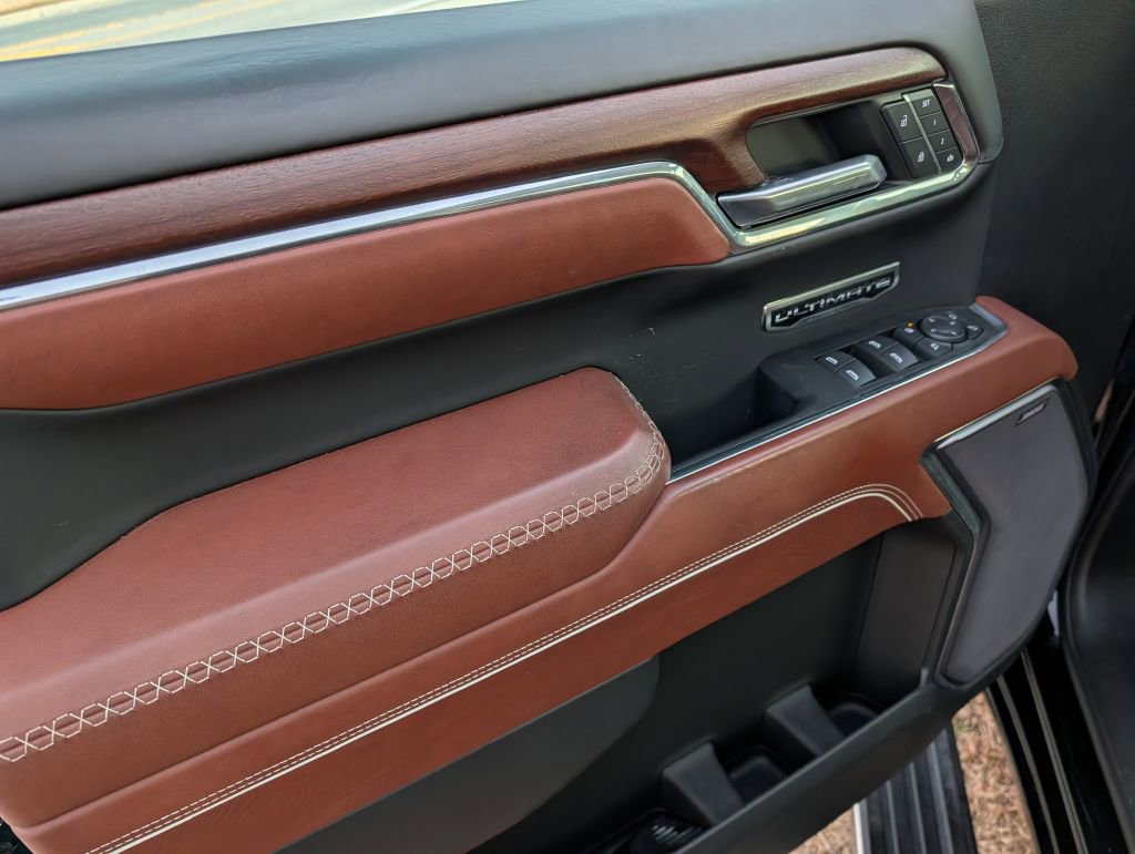 Used 2023 GMC Sierra 1500 Denali Ultimate image 17