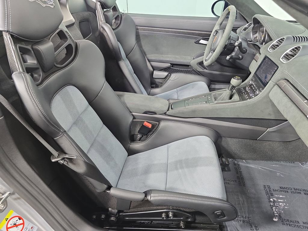 Certified 2025 Porsche 718 Boxster Spyder RS RWD image 27
