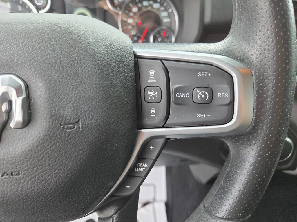 Used 2025 RAM 1500 Big Horn RWD image 28