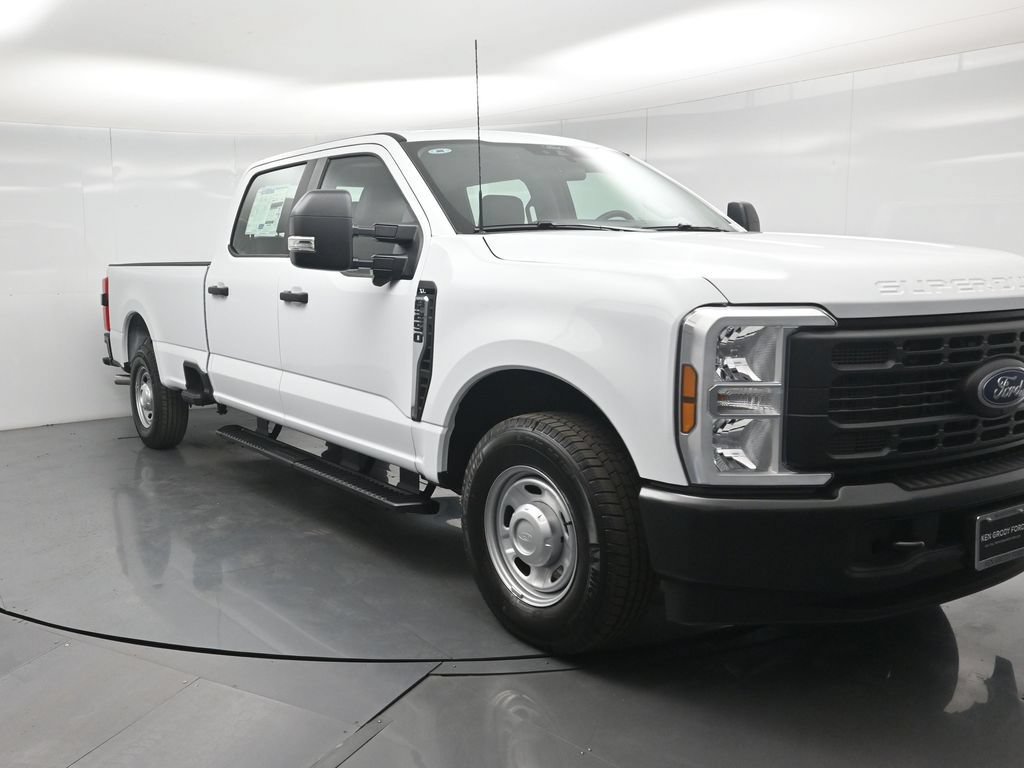 New 2026 Ford F250 XL w/ 360-Degree Camera Package RWD image 41