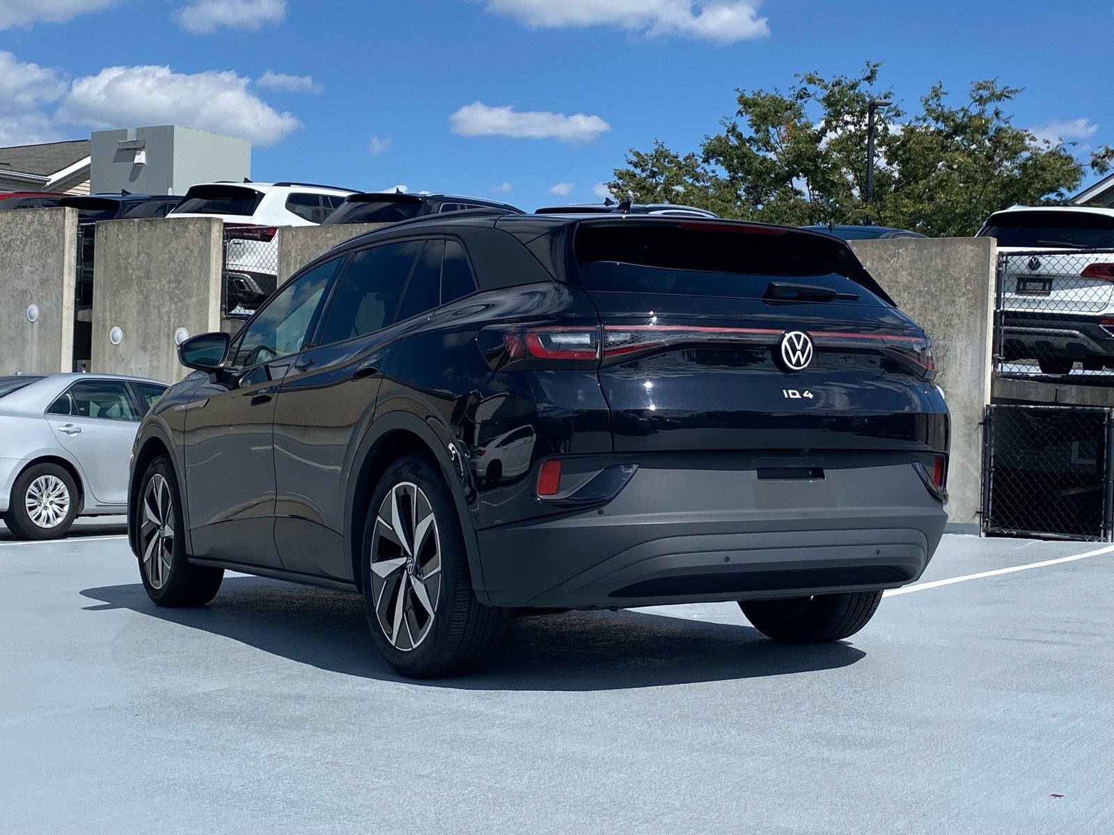 Certified 2023 Volkswagen ID.4 S RWD image 3