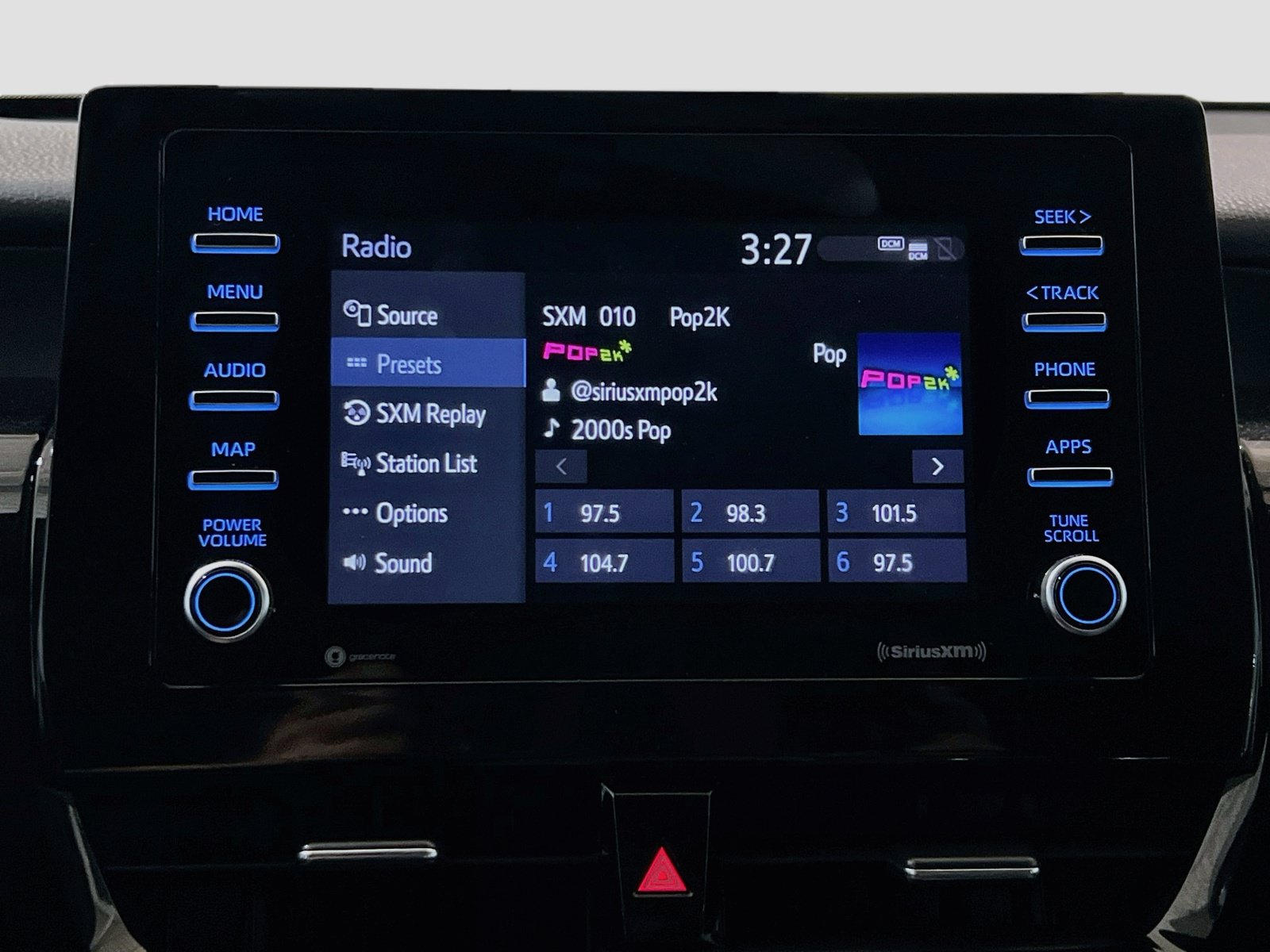 Used 2023 Toyota Camry SE FWD image 10