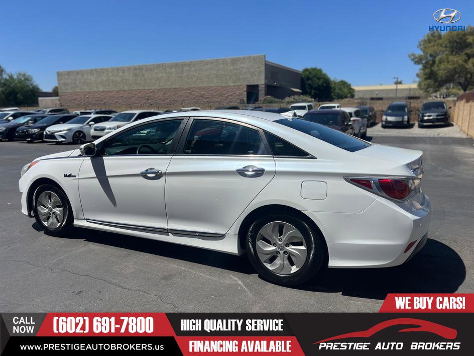 Used 2014 Hyundai Sonata Hybrid FWD image 9