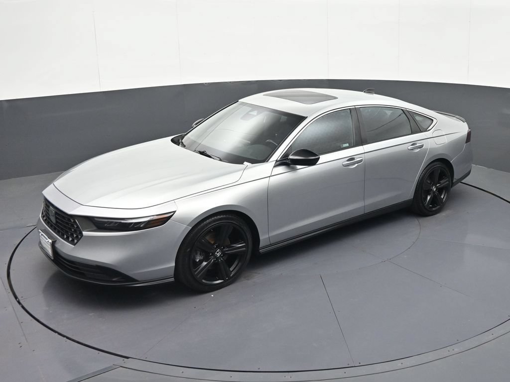 Used 2024 Honda Accord Sport image 21