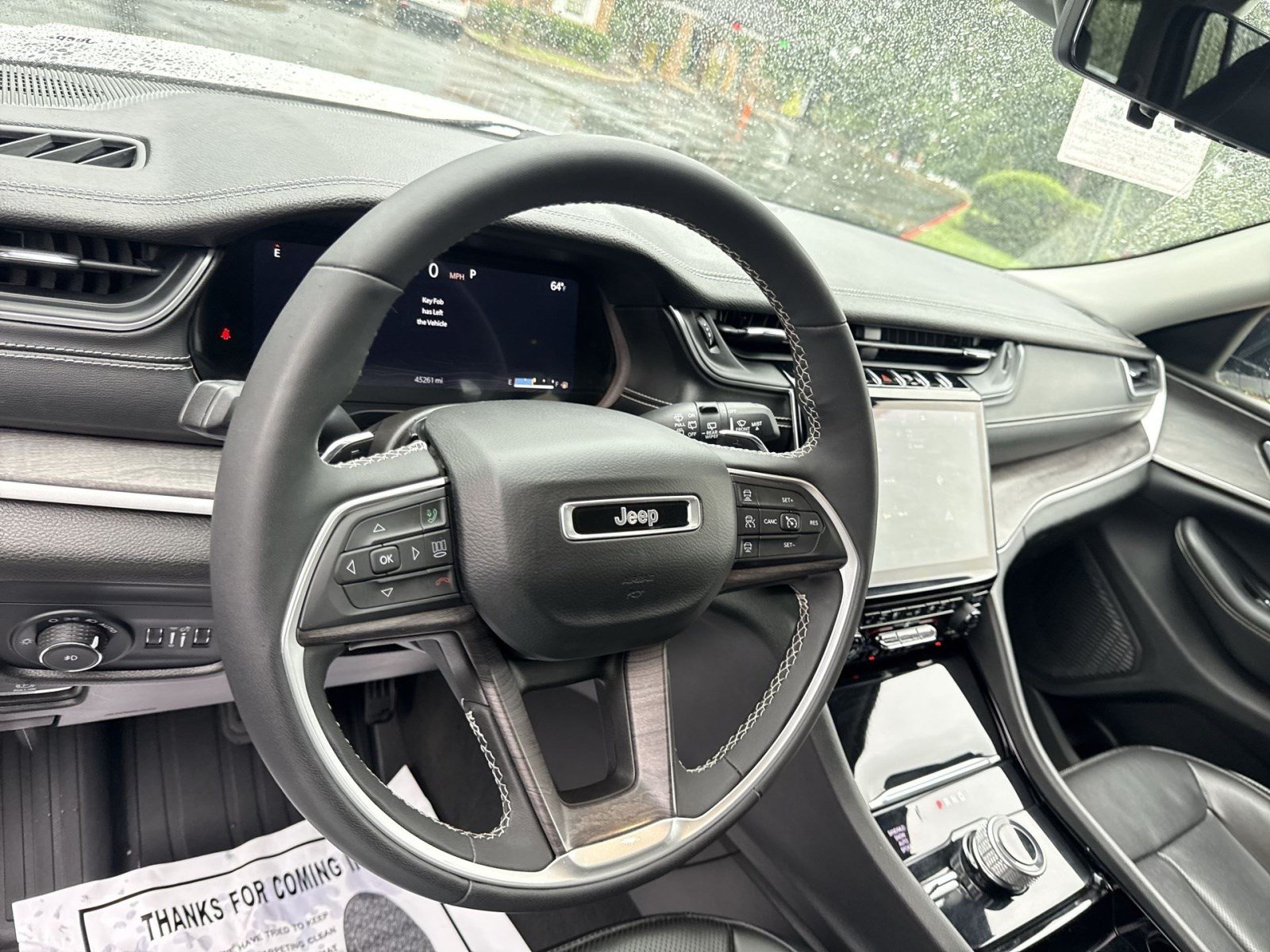 Used 2023 Jeep Grand Cherokee L Limited w/ Luxury Tech Group II AWD/4WD image 16