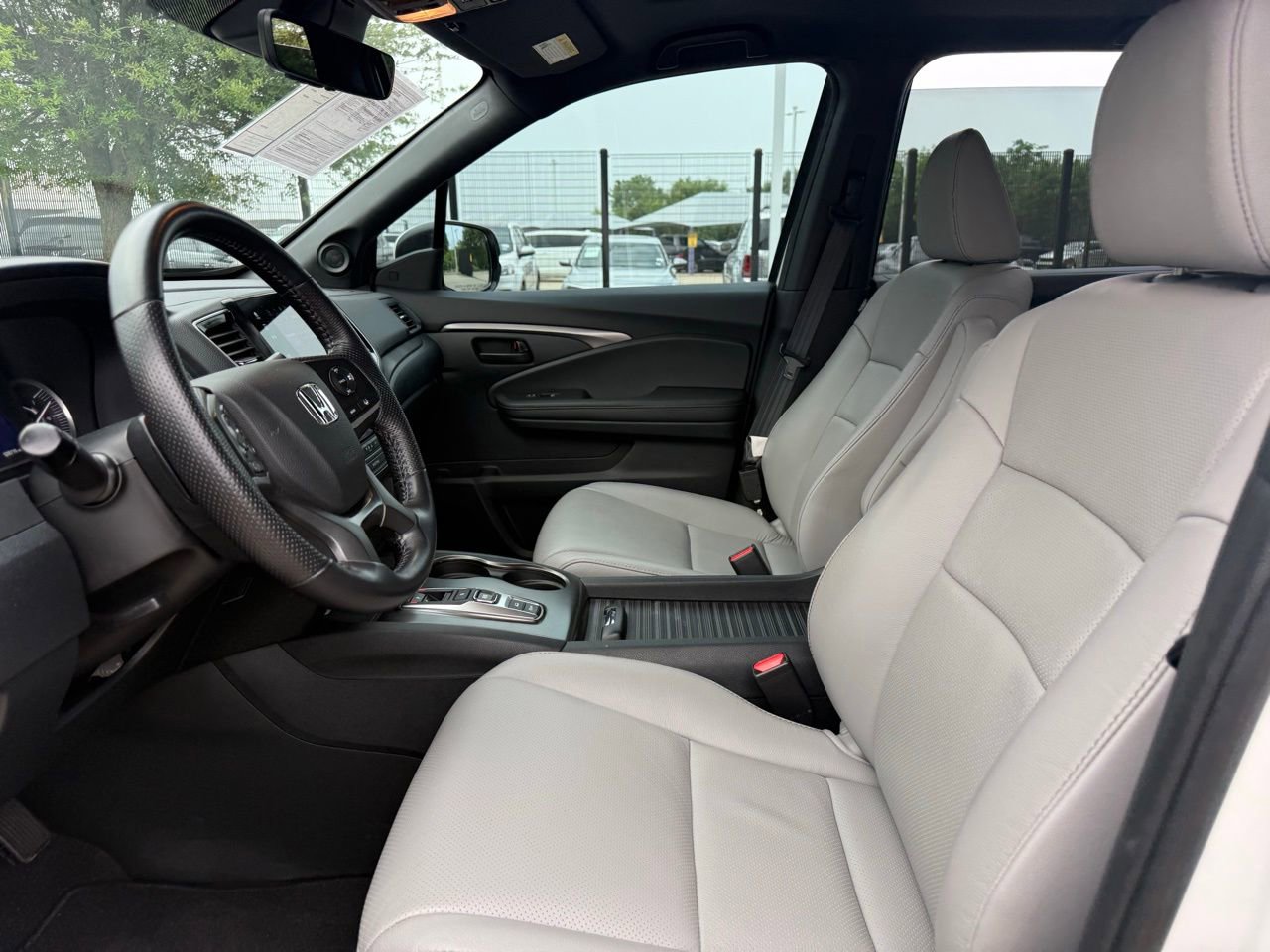 Used 2023 Honda Passport EX-L image 10