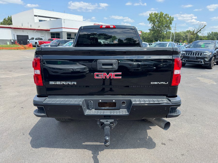 Used 2017 GMC Sierra 2500 Denali w/ Snow Plow Prep Package AWD/4WD image 4