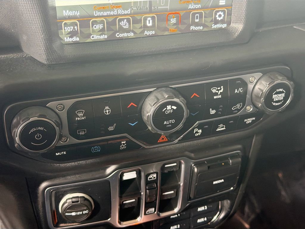 Used 2021 Jeep Wrangler Unlimited Sahara w/ Cold Weather Group AWD/4WD image 18