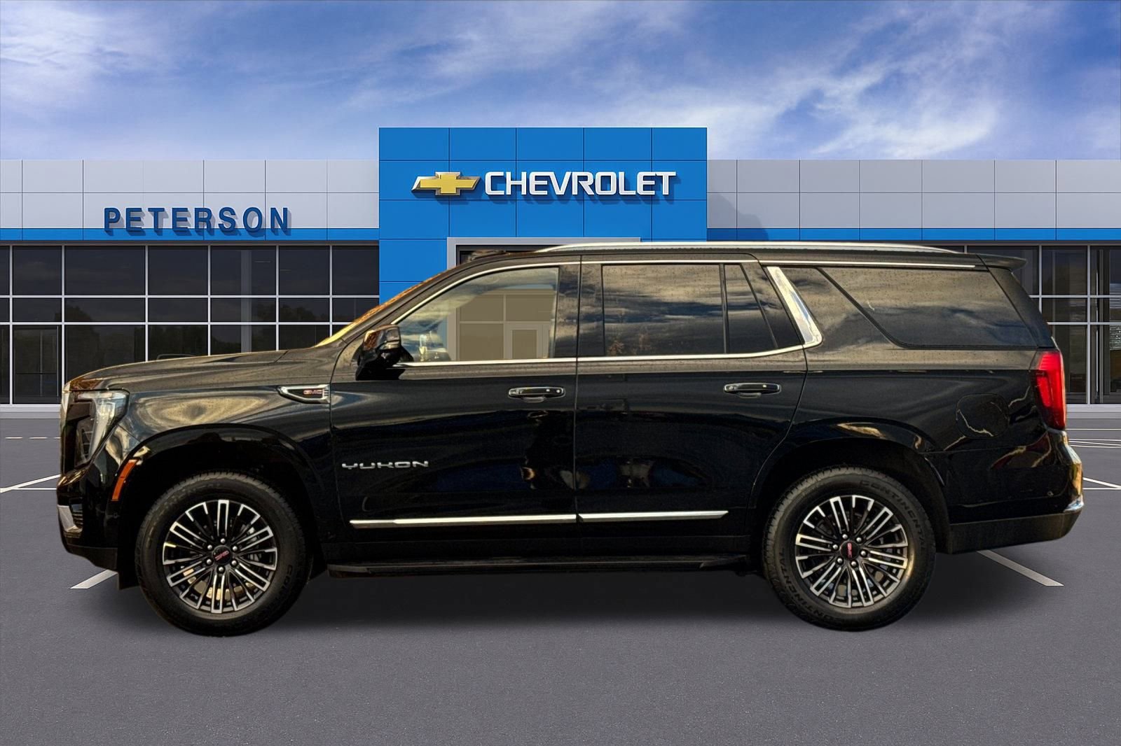 Certified 2025 GMC Yukon Elevation w/ LPO, Floor Liner Package image 7