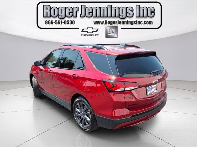 Used 2024 Chevrolet Equinox RS w/ RS Leather Package FWD image 3