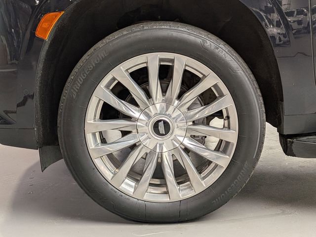 Certified 2024 Cadillac Escalade Premium Luxury image 30