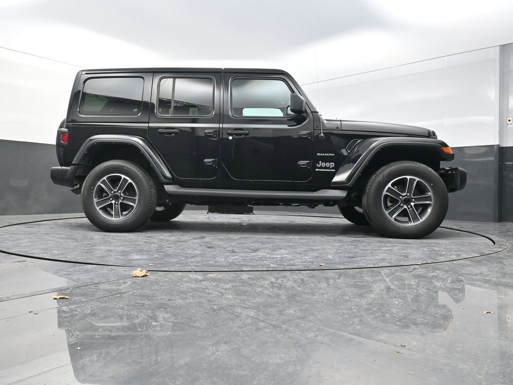 Used 2023 Jeep Wrangler Sahara w/ Cold Weather Group image 30