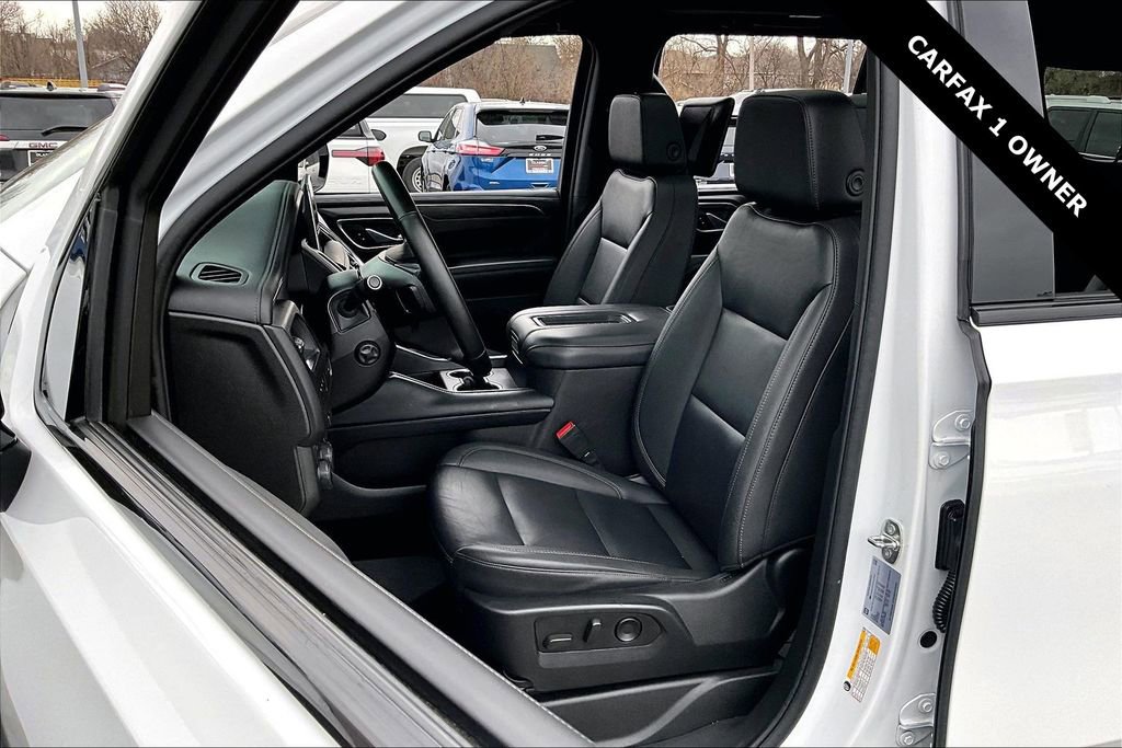 Used 2024 Chevrolet Suburban Z71 w/ Luxury Package AWD/4WD image 20