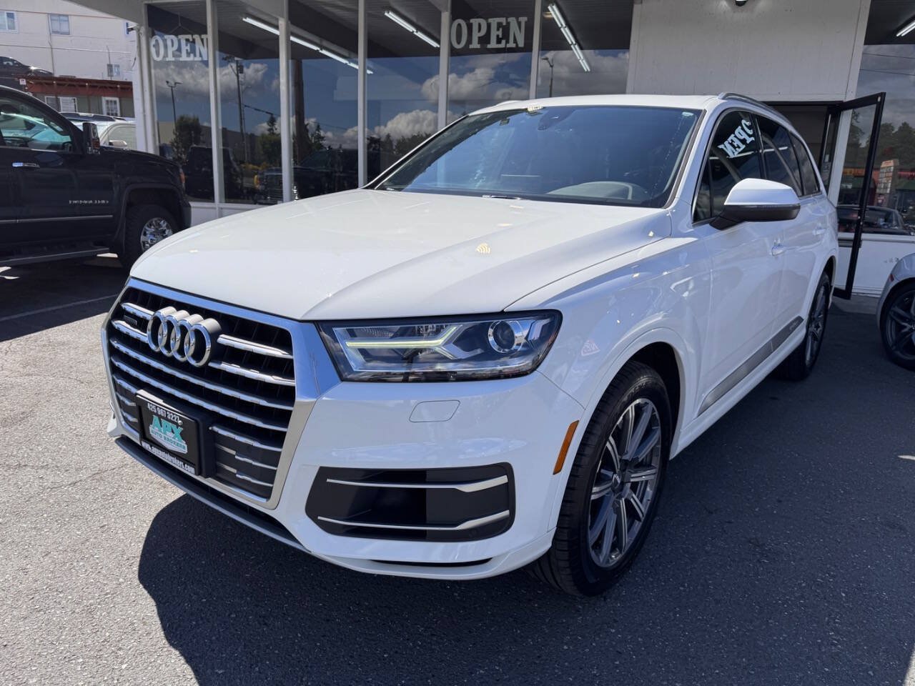 Used 2017 Audi Q7 3.0T Premium Plus AWD/4WD image 1