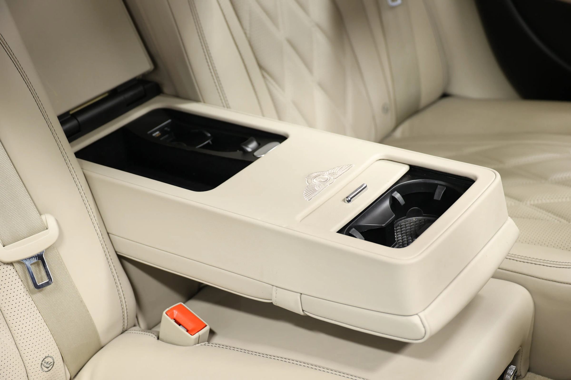 Used 2014 Bentley Flying Spur W12 AWD/4WD image 89