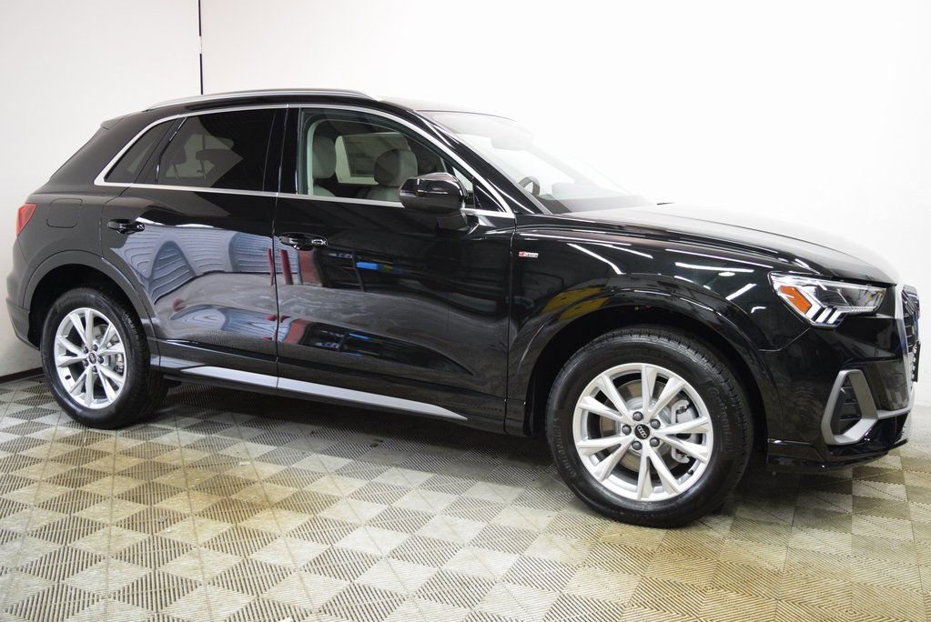 New 2025 Audi Q3 2.0T Premium Plus image 3