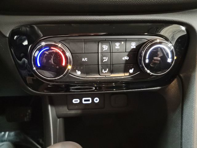 Certified 2023 Buick Encore GX Preferred w/ Cold Weather Comfort Package image 19