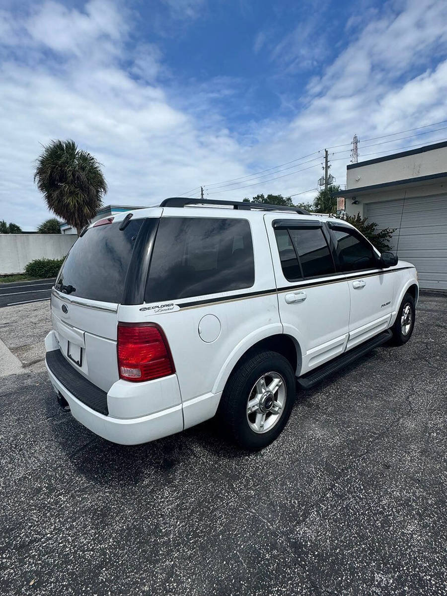 Used 2002 Ford Explorer XLT RWD image 6
