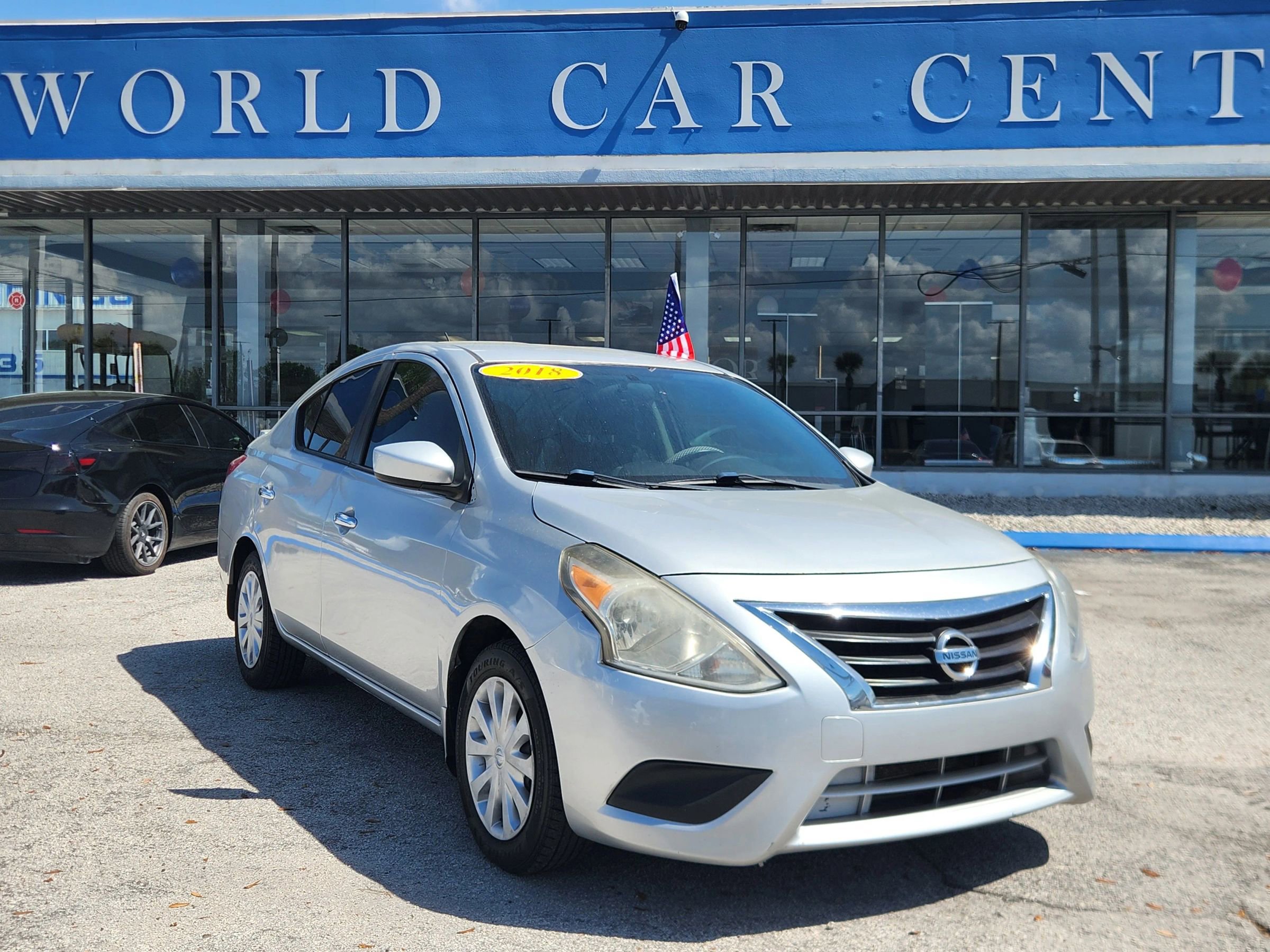 Used 2018 Nissan Versa SV FWD image 1