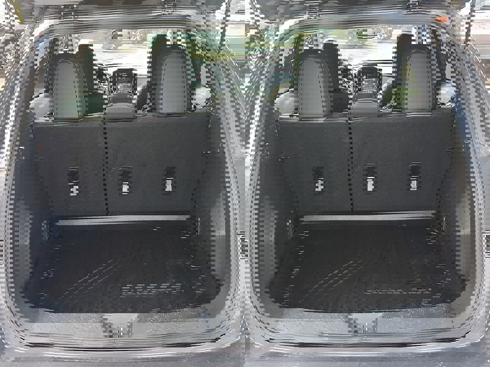 Used 2024 Subaru Crosstrek 2.5i Limited AWD/4WD image 25