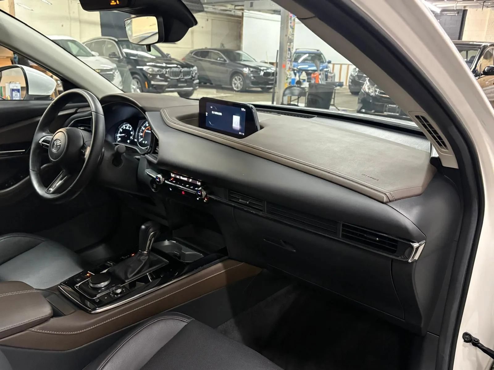 Used 2024 MAZDA CX-30 AWD 2.5 S w/ Premium Package image 20