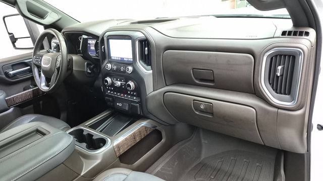 Used 2022 GMC Sierra 3500 Denali w/ Denali Ultimate Package AWD/4WD image 31